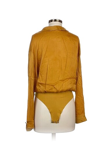 m Beden Zara Bluz %70 İndirimli.
