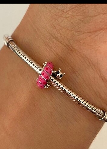 Pandora Pandora tırtıl charm 