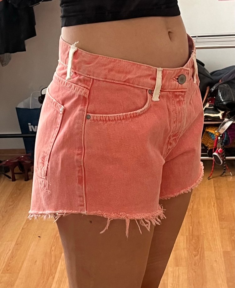 Pembe Kadın Midi Denim Şort - Görsel 2