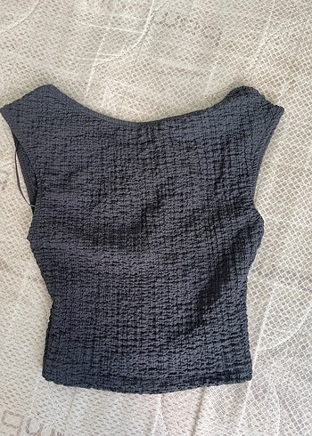 Gri Keten Pilili Kayık Yaka Kolsuz Bluz