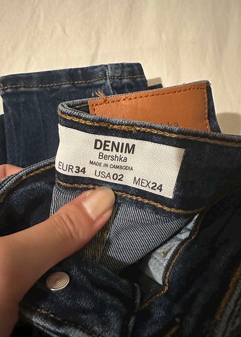 34 Beden lacivert Renk Bershka Skinny Jean