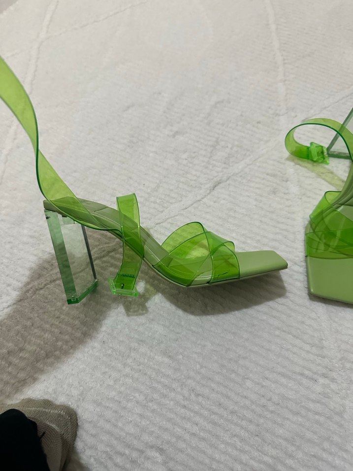 Yeşil Şeffaf Bantlı Blok Topuklu Sandalet - Görsel 2