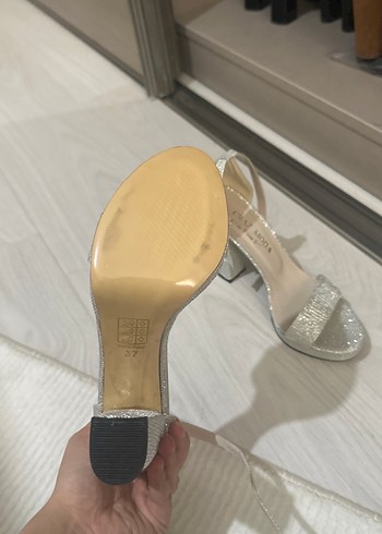 Gri Simli Klasik Topuklu Abiye Ayakkabı - Görsel 3