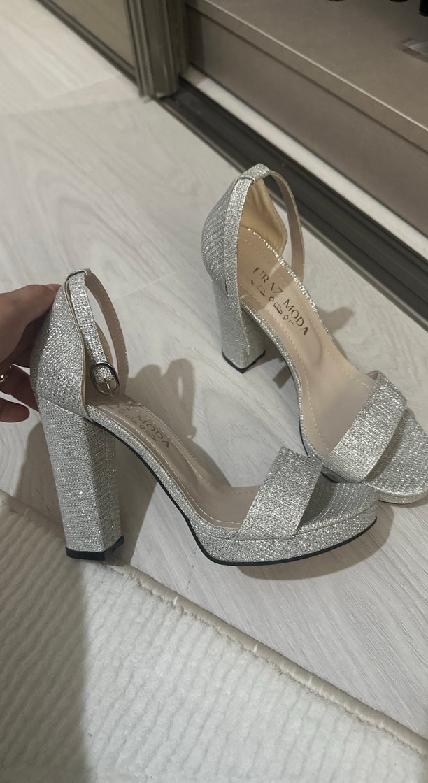 Gri Simli Klasik Topuklu Abiye Ayakkabı - Görsel 2