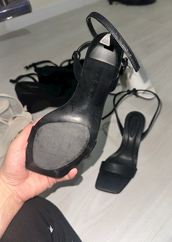 Stradivarius topuklu - Görsel 3