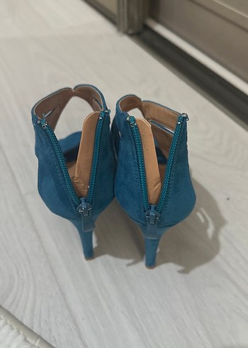 Mavi Süet Stiletto Topuklu Kadın Ayakkabı - Görsel 4