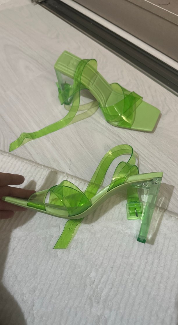Şeffaf Yeşil Yılan Baskılı Kadın Topuklu Terlik - Görsel 2