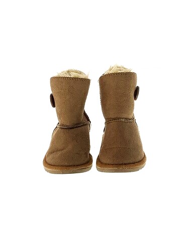 universal Beden Ugg Bot %70 İndirimli.
