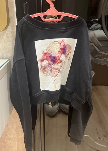 Çocuk Siyah Baskılı Kısa Sweatshirt