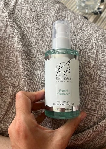 Yüz Temizleyici Jel 200 ml