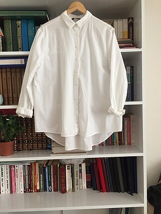 Beyaz oversize gömlek