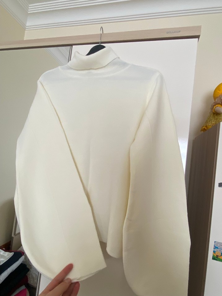 Kadın Beyaz Boğazlı Salaş Kazak - Görsel 2