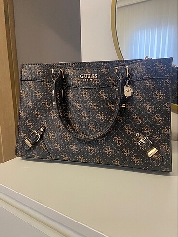 Guess spark M postacı çanta