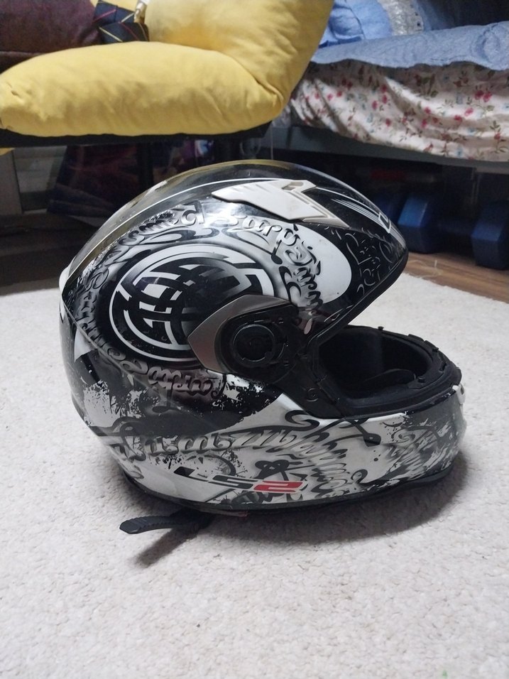 Desenli Siyah Gri Seramik Motosiklet Kaskı - Görsel 3