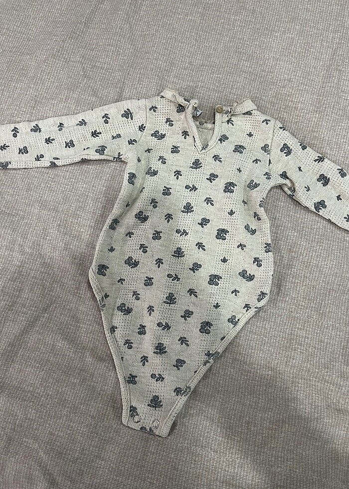 Zara kız bebek üst bluz - Görsel 3