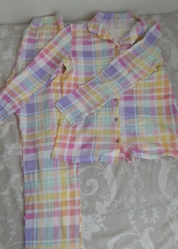 Renkli Ekose Desenli Kız çocuk Pijama Takımı
