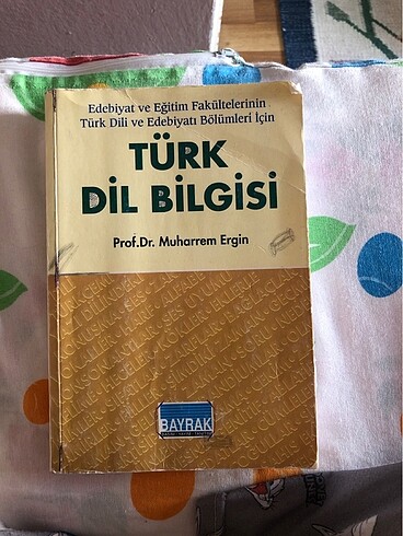Türk Dili Ve Edebiyatı öğrenciler için ders kitabı