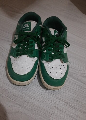 40 Beden Yeşil Nike spor ayakkabı 