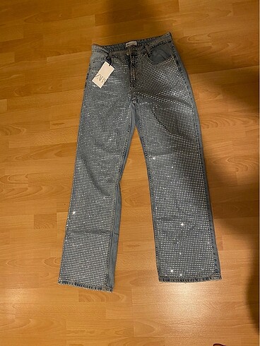 ZARA TAŞLI PANTOLON