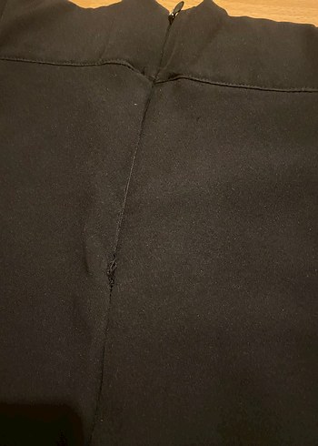 Siyah Mini Yırtmaçlı Şort Etek - Görsel 3