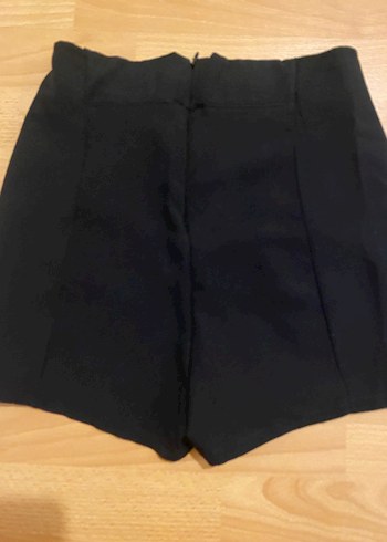 Siyah Mini Yırtmaçlı Şort Etek - Görsel 2