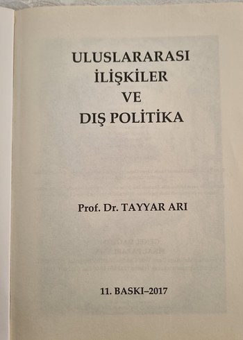 Uluslararası İlişkiler ve Dış Politika - Tayyar Arı 11.Baskı - Görsel 3