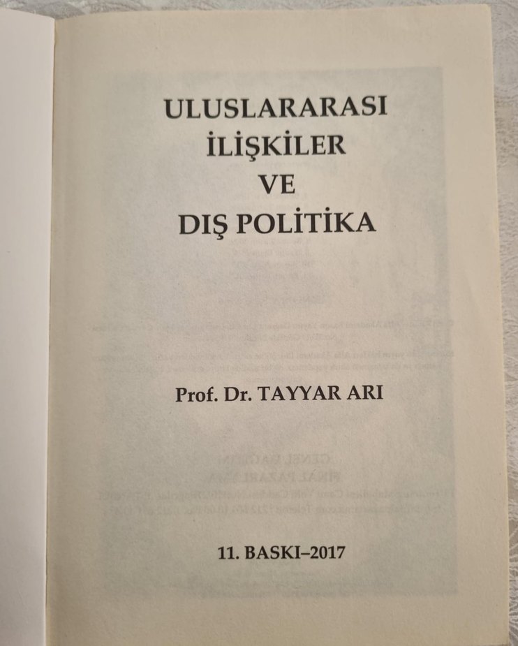 Uluslararası İlişkiler ve Dış Politika - Tayyar Arı 11.Baskı - Görsel 3