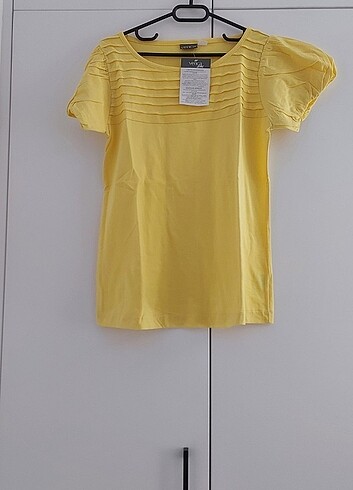 Etiketli Venca marka sarı Tshirt (Fransa)