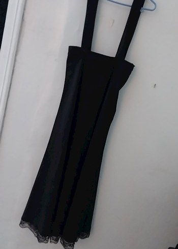 Siyah Uzun Askılı Gotik Abiye Elbise
