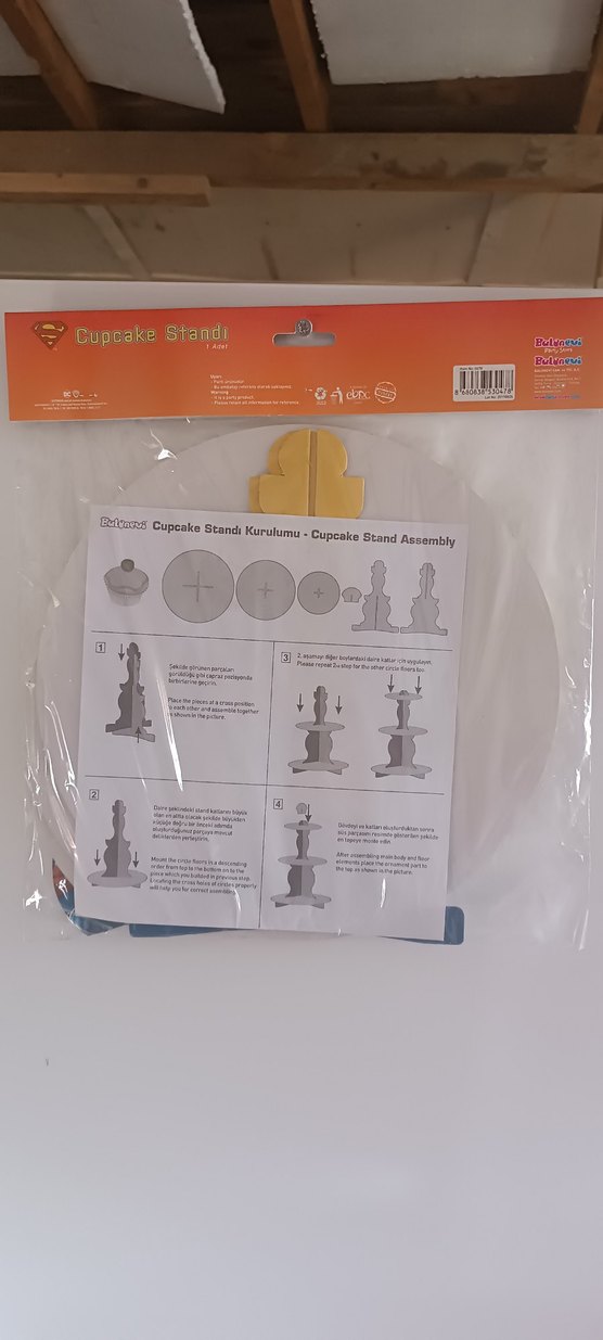 Renkli Superman Cupcake Standı - Görsel 2