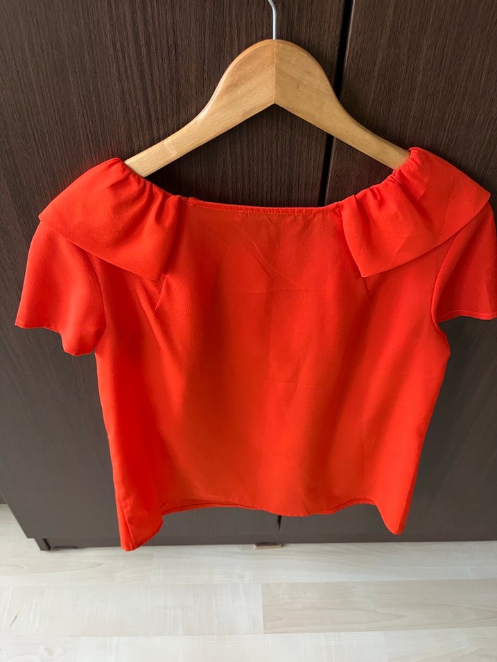 Narçiçeği  Fırfırlı Kadın Bluz - Görsel 2