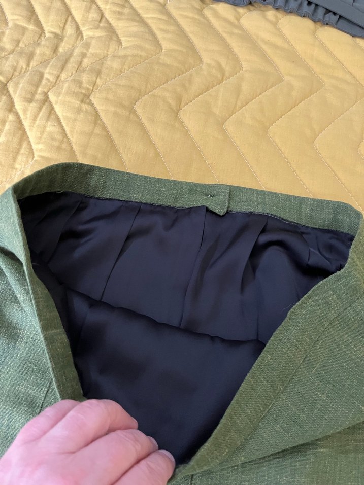 Zeytin yağı rengi Keten Pilili Midi Kadın Etek - Görsel 4