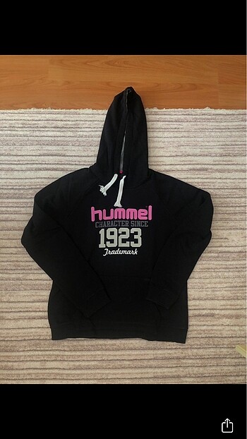 hummel sweatshirt