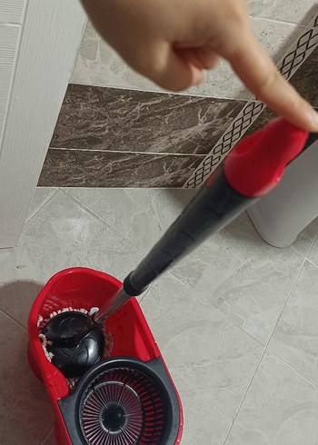 Kırmızı ve Gri Mop Temizlik Seti