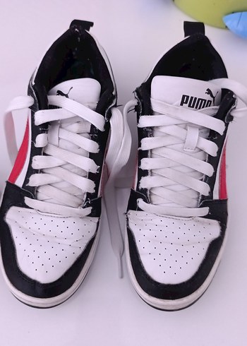 Beyaz Puma Erkek Spor Ayakkabı Bağcıkları