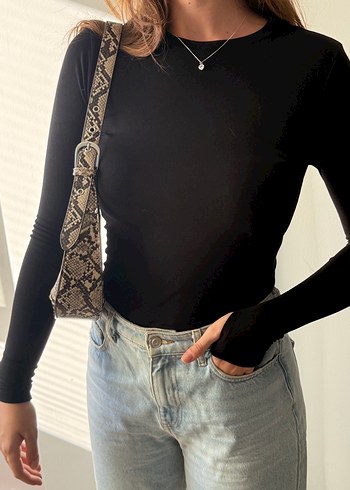 Bershka Siyah Kadın Uzun Kollu Basic Bluz
