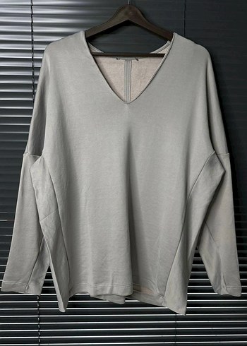 Gri V Yakalı Kadın Keten Sweatshirt