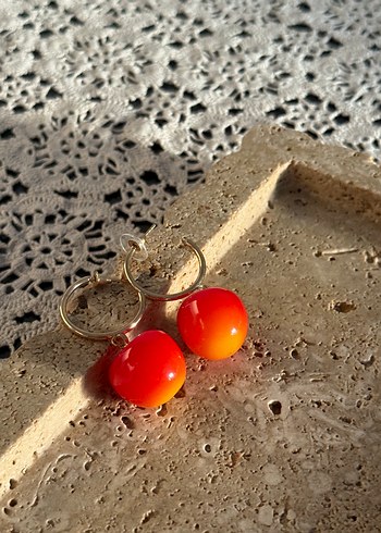 Zara Kırmızı Boncuklu Midi Küpe