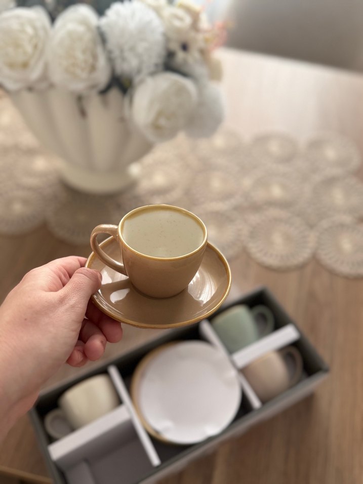 Bej Renkli Seramik 4'lü Fincan Seti - Görsel 2