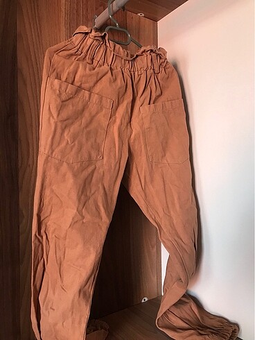 Beli lastikli kargo pantolon