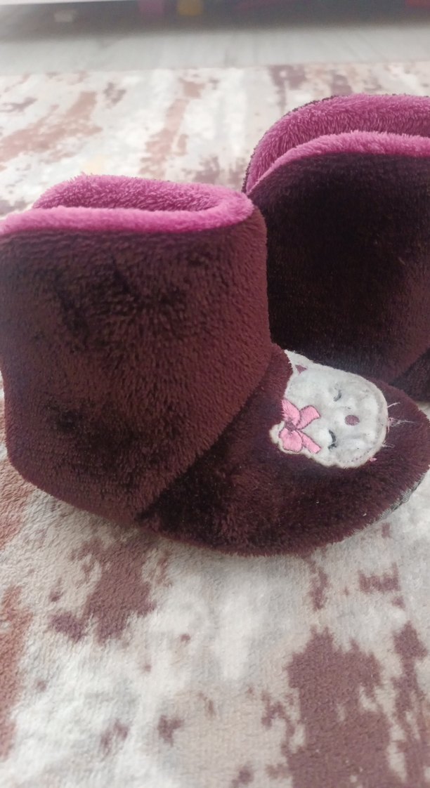 Kız Çocuk Kahverengi Nakışlı Sıcak Ev Terliği - Görsel 5