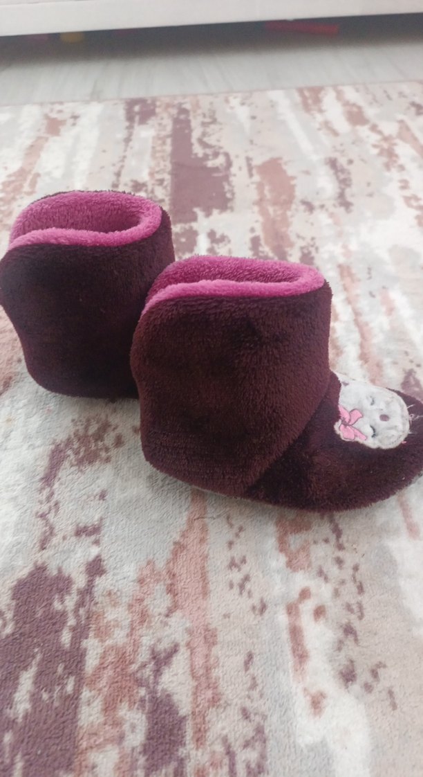 Kız Çocuk Kahverengi Nakışlı Sıcak Ev Terliği - Görsel 3