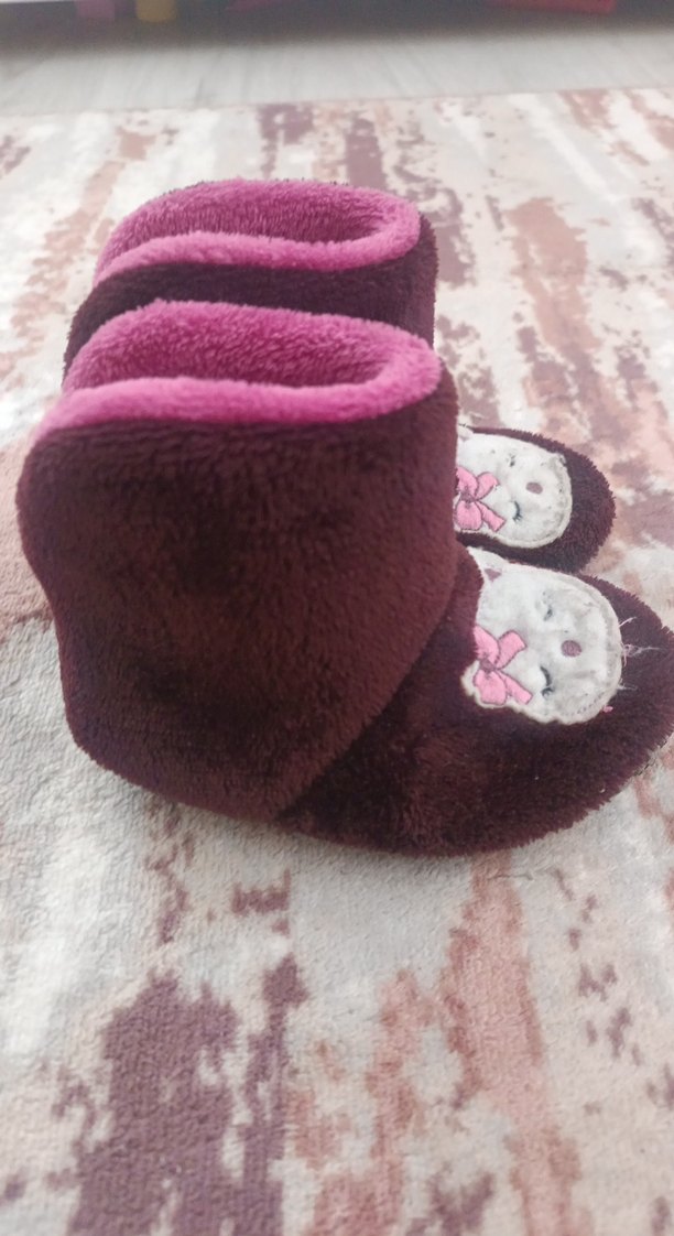 Kız Çocuk Kahverengi Nakışlı Sıcak Ev Terliği - Görsel 2