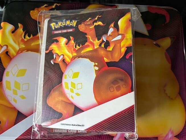 pokemon charizard gigantamax dynamax albüm binder kartlık
