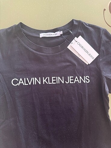 s Beden Calvin klein tişört