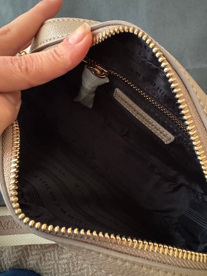 Tommy Hilfiger Çantası - Görsel 5