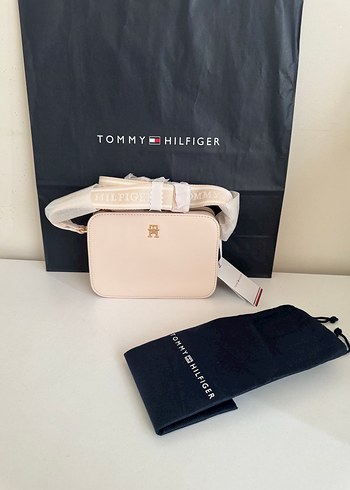 Tommy Hilfiger Beyaz Deri Kadın Çapraz Çanta - Görsel 2