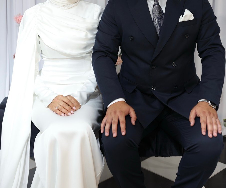 Beyaz Uzun Drapeli Özel gün elbise - Görsel 3