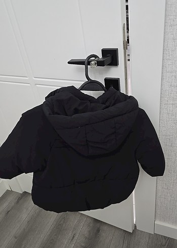 Siyah Uzun Kollu Bebek Kışlık Mont - Görsel 6