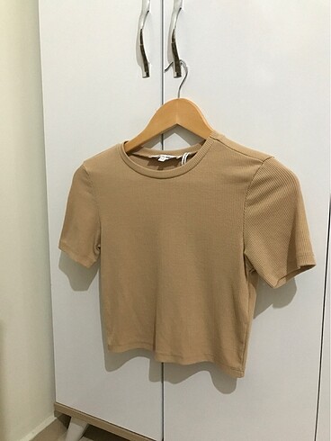 Fitilli bej crop tshirt